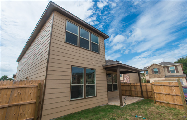 2304 CAPRA TERRACE Homes in Lynnbrook